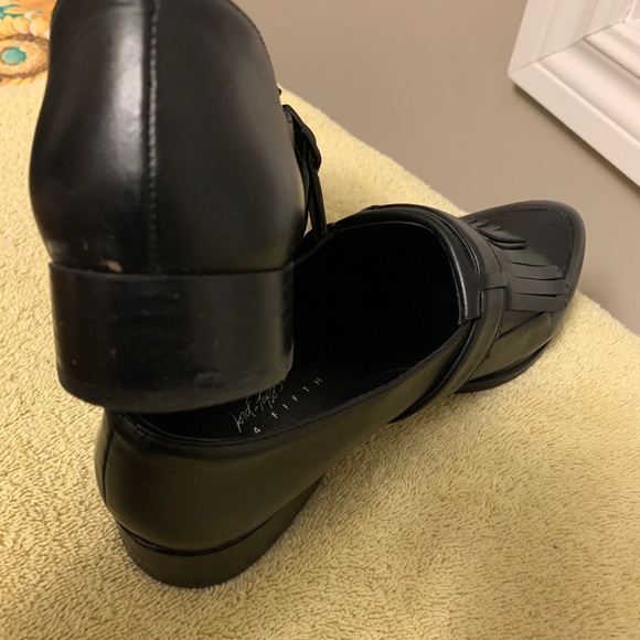 Lord and Taylor shoes - Picture 5 of 8